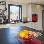 度假居 3 Bedroom Awesome In 卡伦扎纳