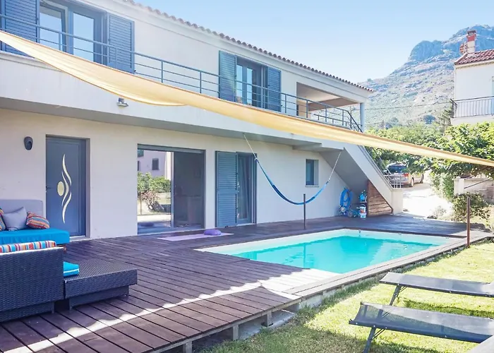 3 Bedroom Awesome In Calenzana