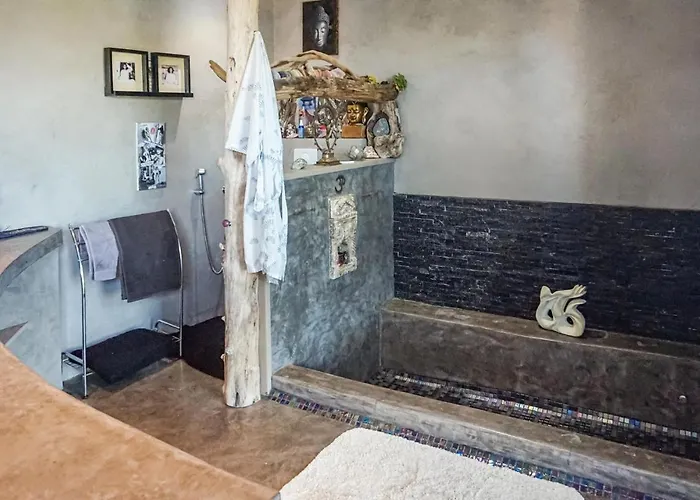 Vakantiehuis 3 Bedroom Awesome In *