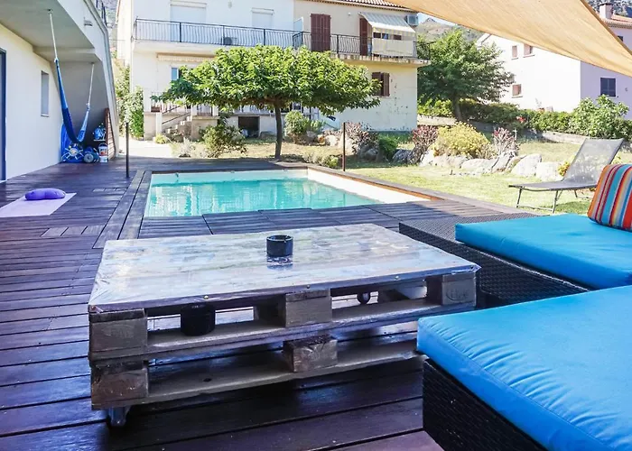 Casa vacanze 3 Bedroom Awesome In Calenzana